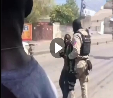 Un enfant projeté au sol : la vidéo qui secoue l’opinion,une séquence brutale capturée en quelques secondes
