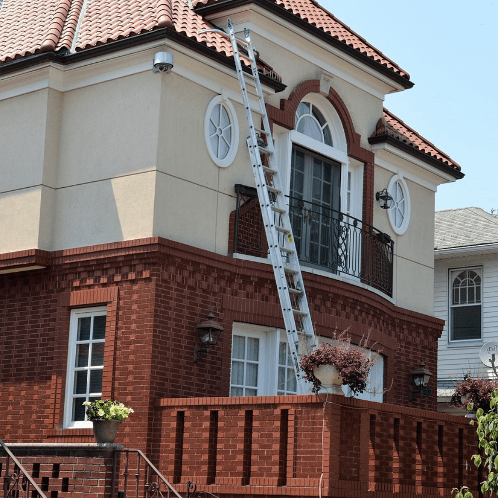 Queens general contractor Ingvar Solutions managing a residential and commercial construction project with professional craftsmanship and on-site supervision