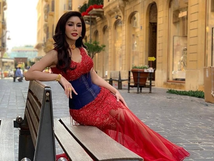 Heboh di Malaysia, Transgender Umrah Pakai Baju Perempuan
