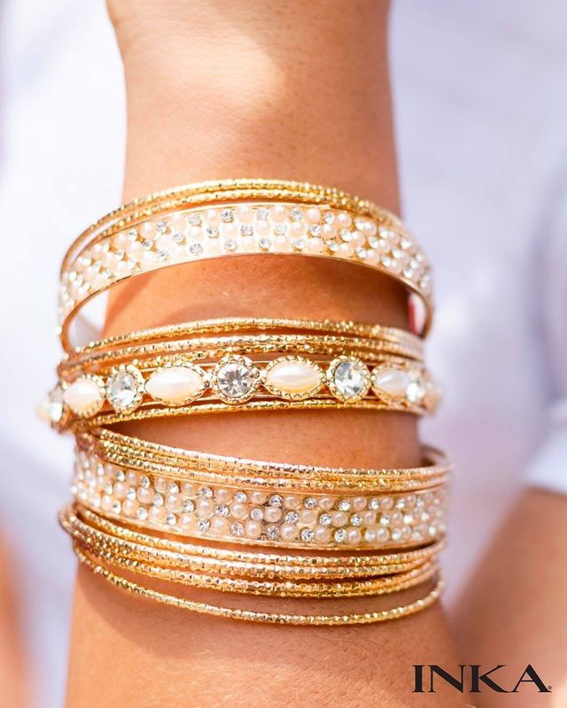 pulseras doradas