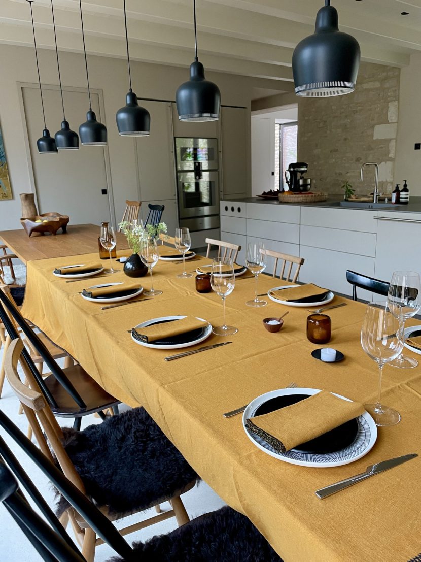 Grande table