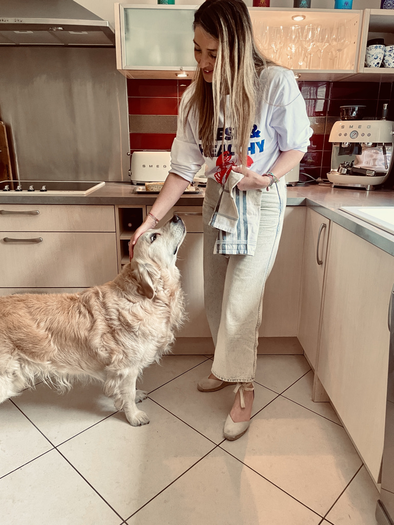 Claire et son chien Run
