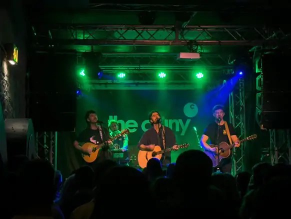 Review: Amble at the Cluny