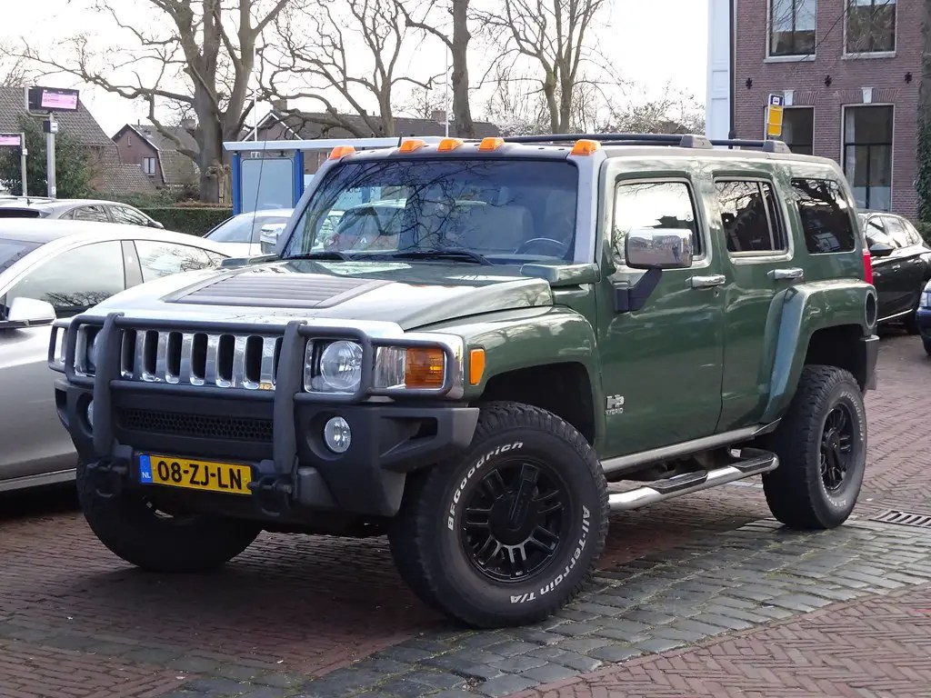 Hummer H3