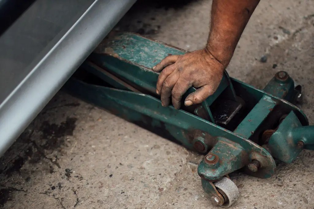 Floor Jack - Types of Jacks