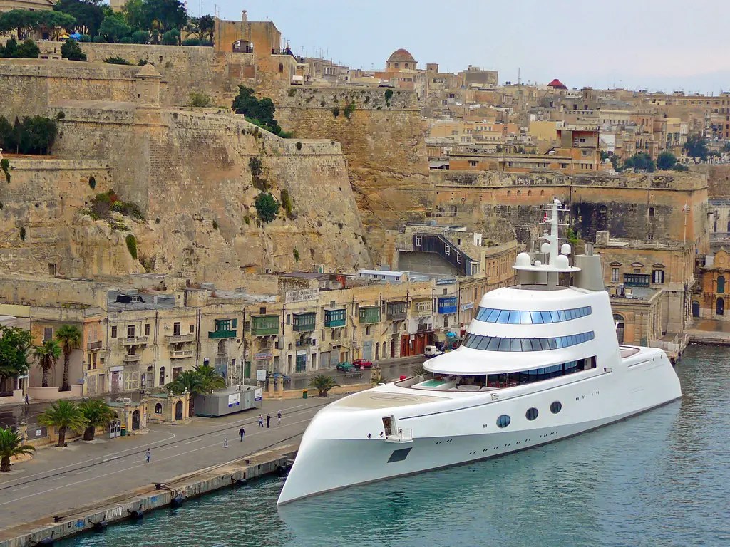 Yacht