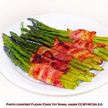 Asparagus wrapped in Bacon