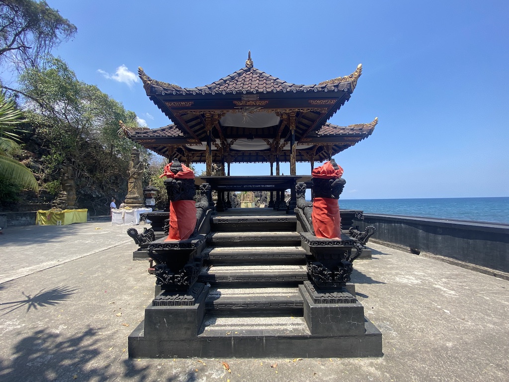 A platform at Pura Batu Bolong in Lombok
