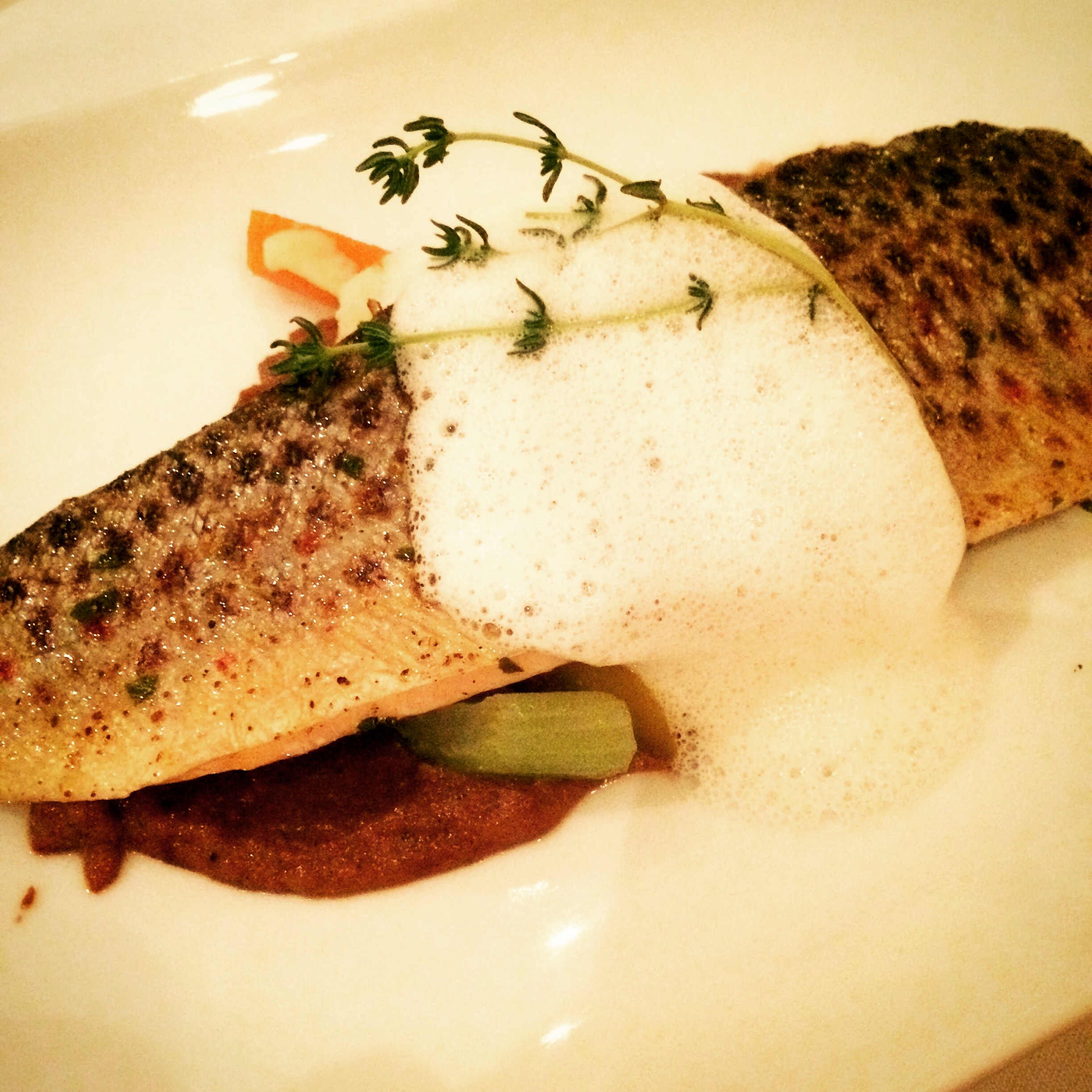 Lax'n mit Rote-Beete-Créme