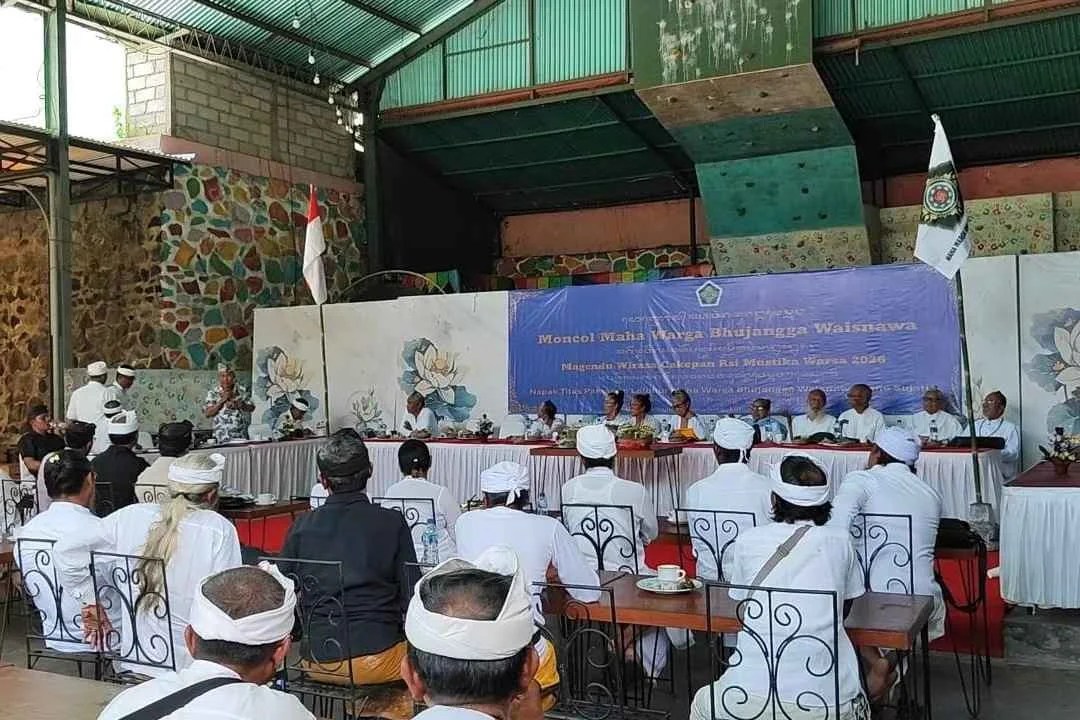 Suasana bedah buku Rsi Mustika yang diselenggarakan oleh Maha Warga Bhujangga Waisnawa (MWBW) di Gianyar.
