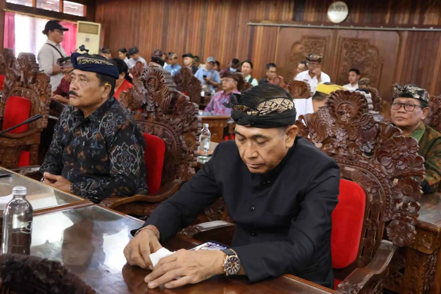 Suasana sidang paripurna di DPRD Klungkung