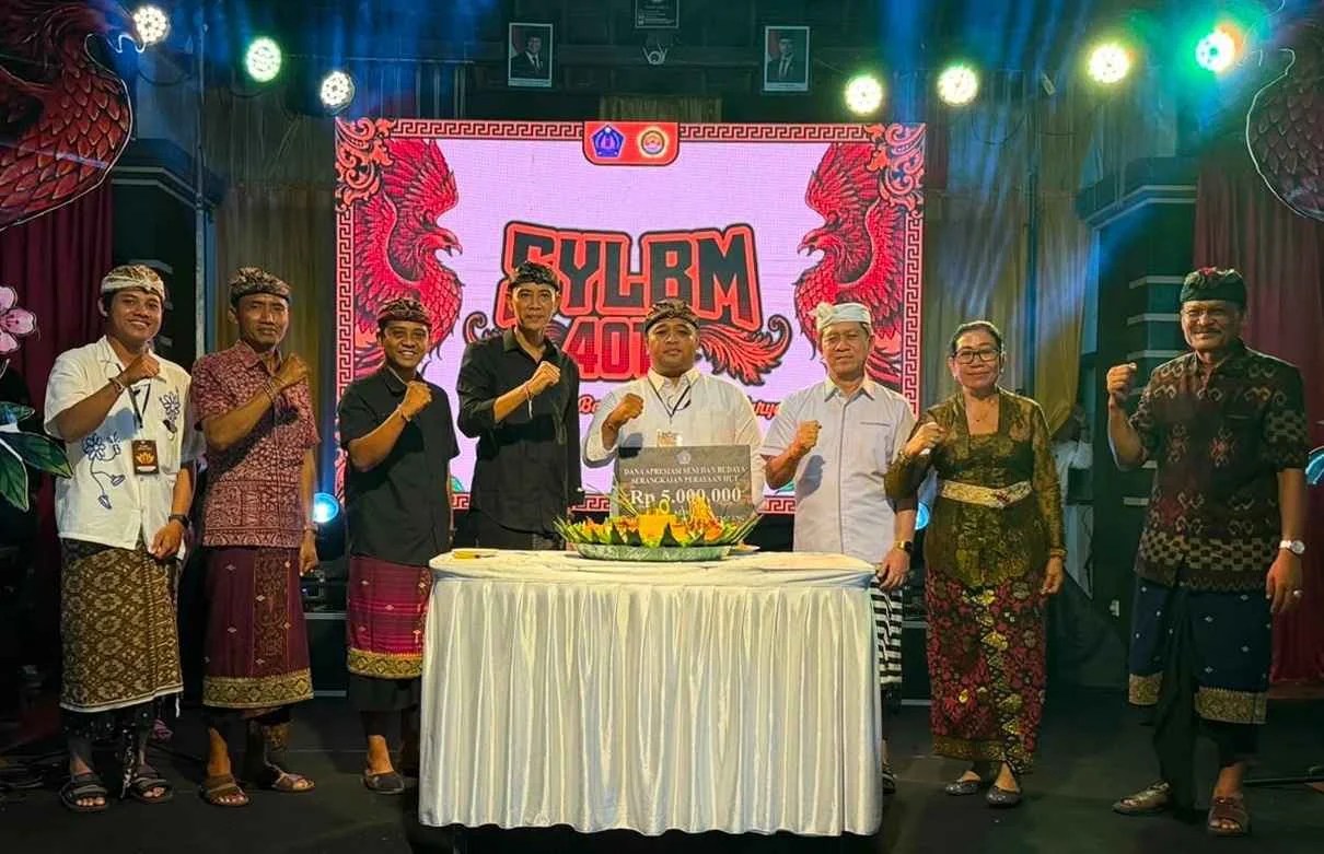 Wabup Tjokorda Surya Hadiri HUT ke-40 STT Loka Bina Manggala, Tegaskan Komitmen Pemkab Klungkung Lewat Stimulus Seni dan Budaya