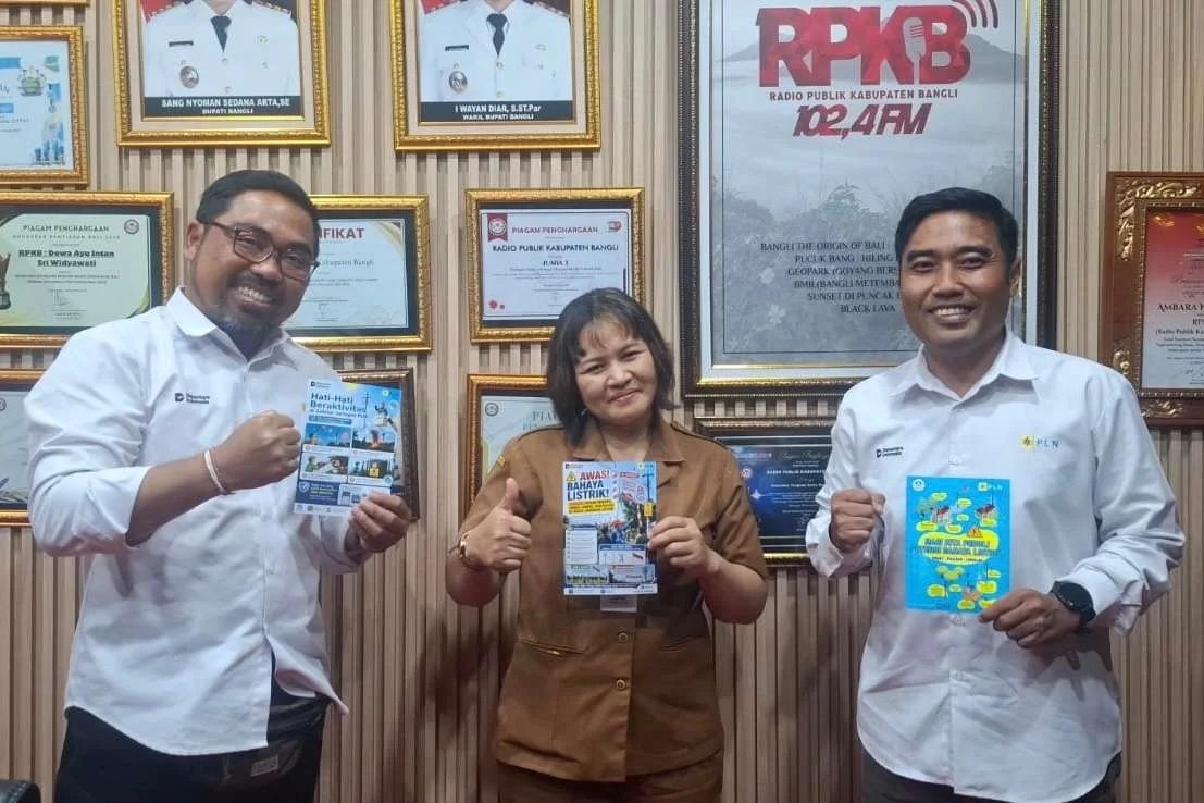 Semarak Kemerdekaan, PLN Imbau Masyarakat Bangli Utamakan Keselamatan Saat Memasang Bendera dan Umbul-Umbul