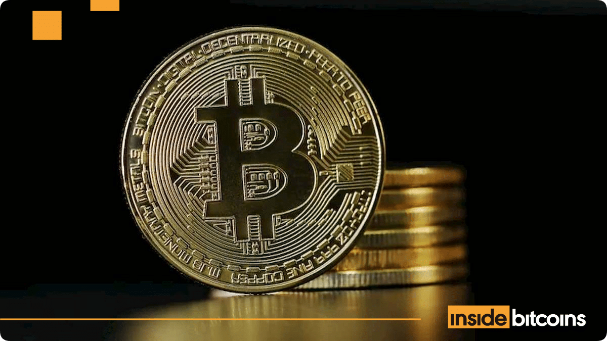 Fed Pauses Rate Cuts as Bitcoin Drops Below ,000