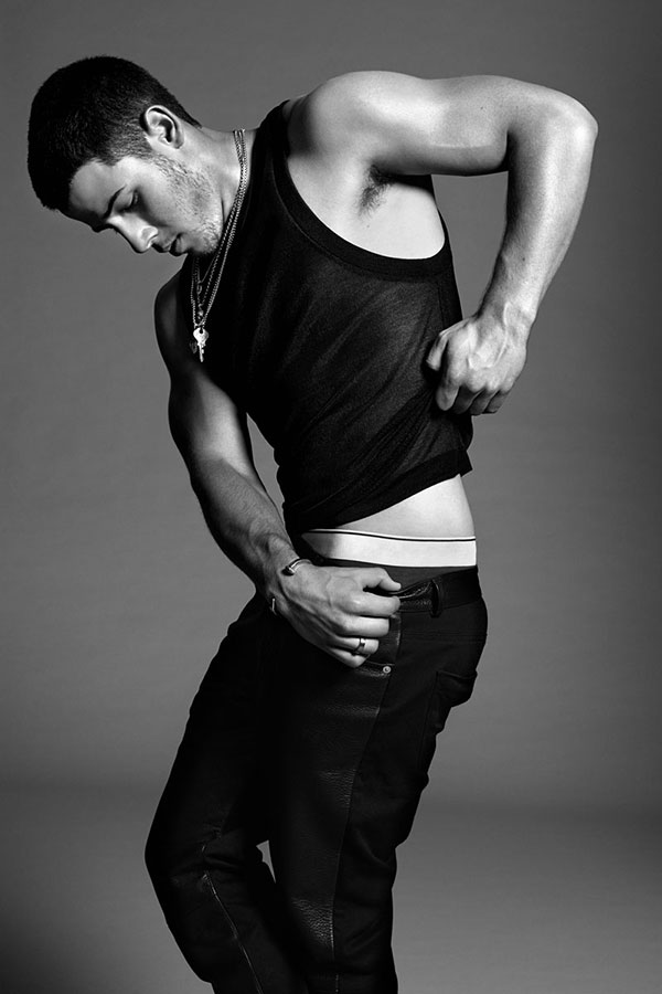 nick_jonas_02