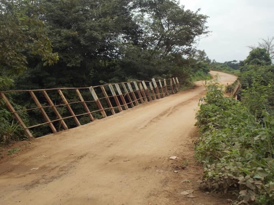 Odo-ogun Bridge About To Collapse - Iseyin Residents Call For FG's Help