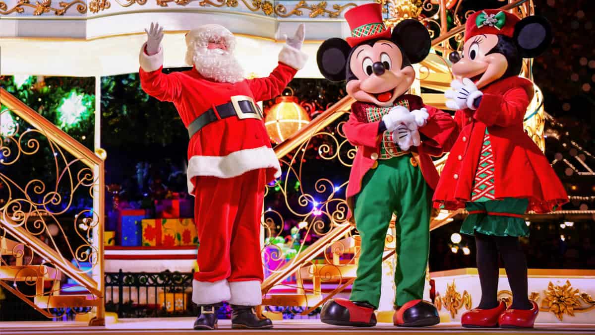 A sparkling christmas season takes over disneyland paris, from november 13, 2021 to january 9, 2022 · “mickey's dazzling christmas parade!”, a burst of magic to . Christmas Is Officially Returning To One Disney Park Inside The Magic