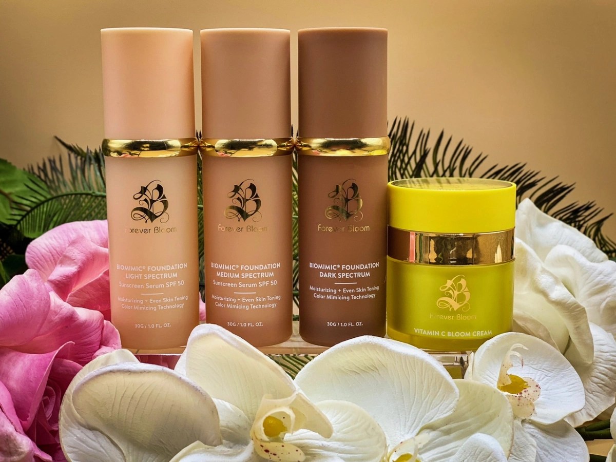 Forever Bloom Biomimic Foundation