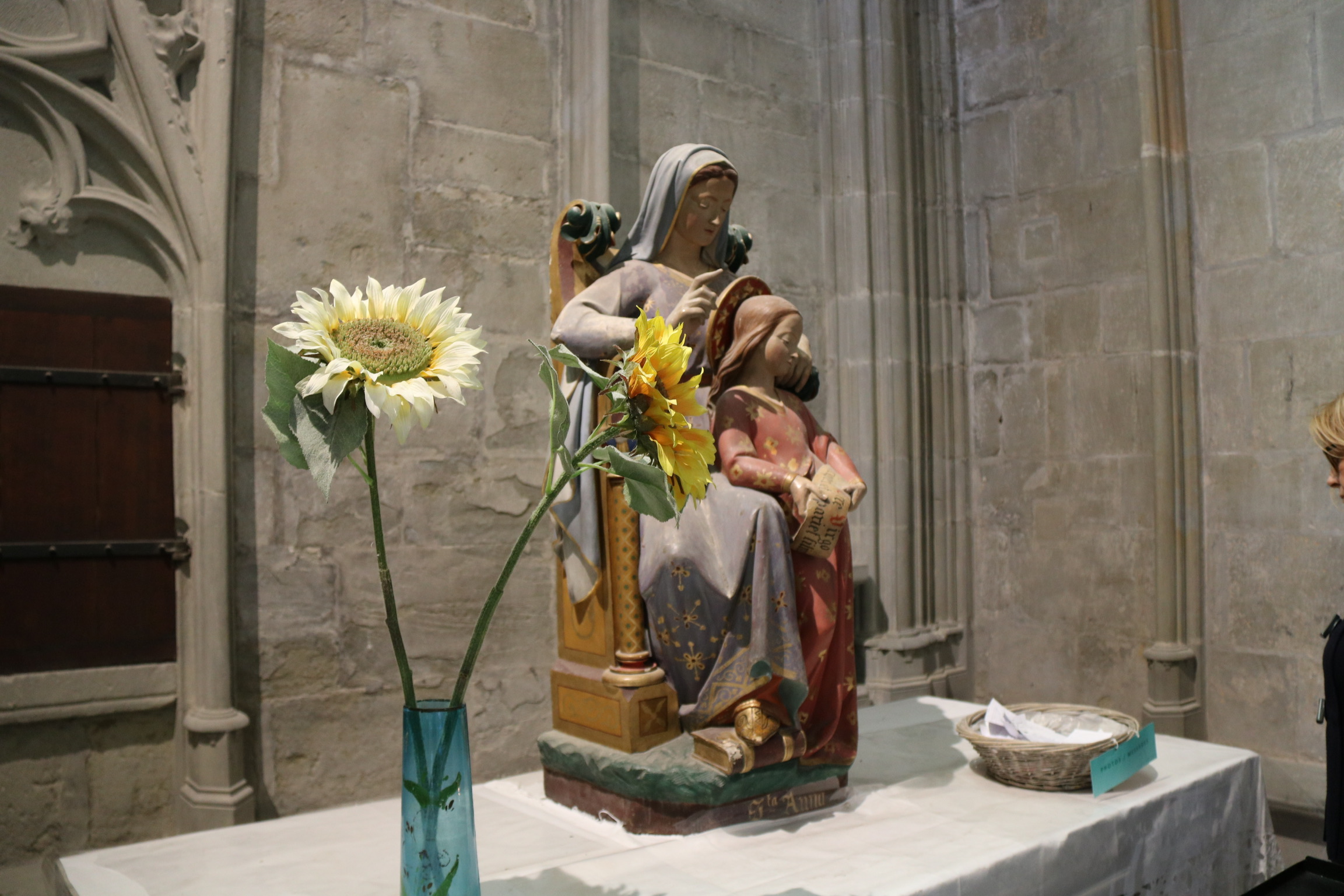 28013DEB-0CBF-4261-BBB7-18B2BD9AFABB