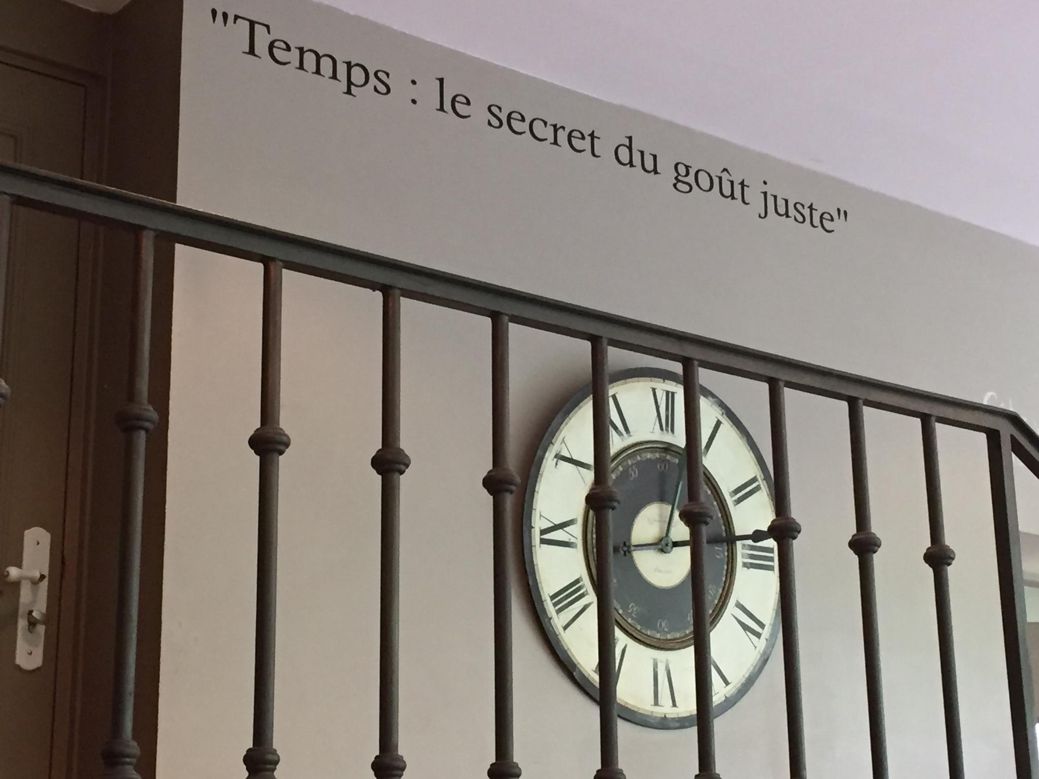 36E7D592-2F27-48E5-82BB-0FEB18BFC4C8