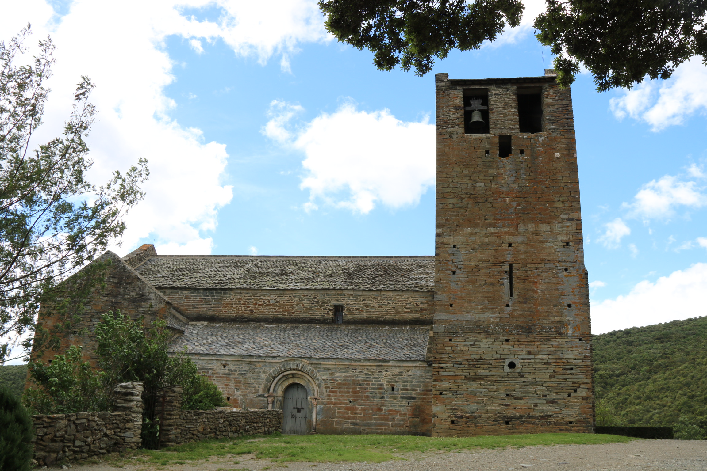 688FD929-86E7-4ECC-8D85-B9DFE73282BB