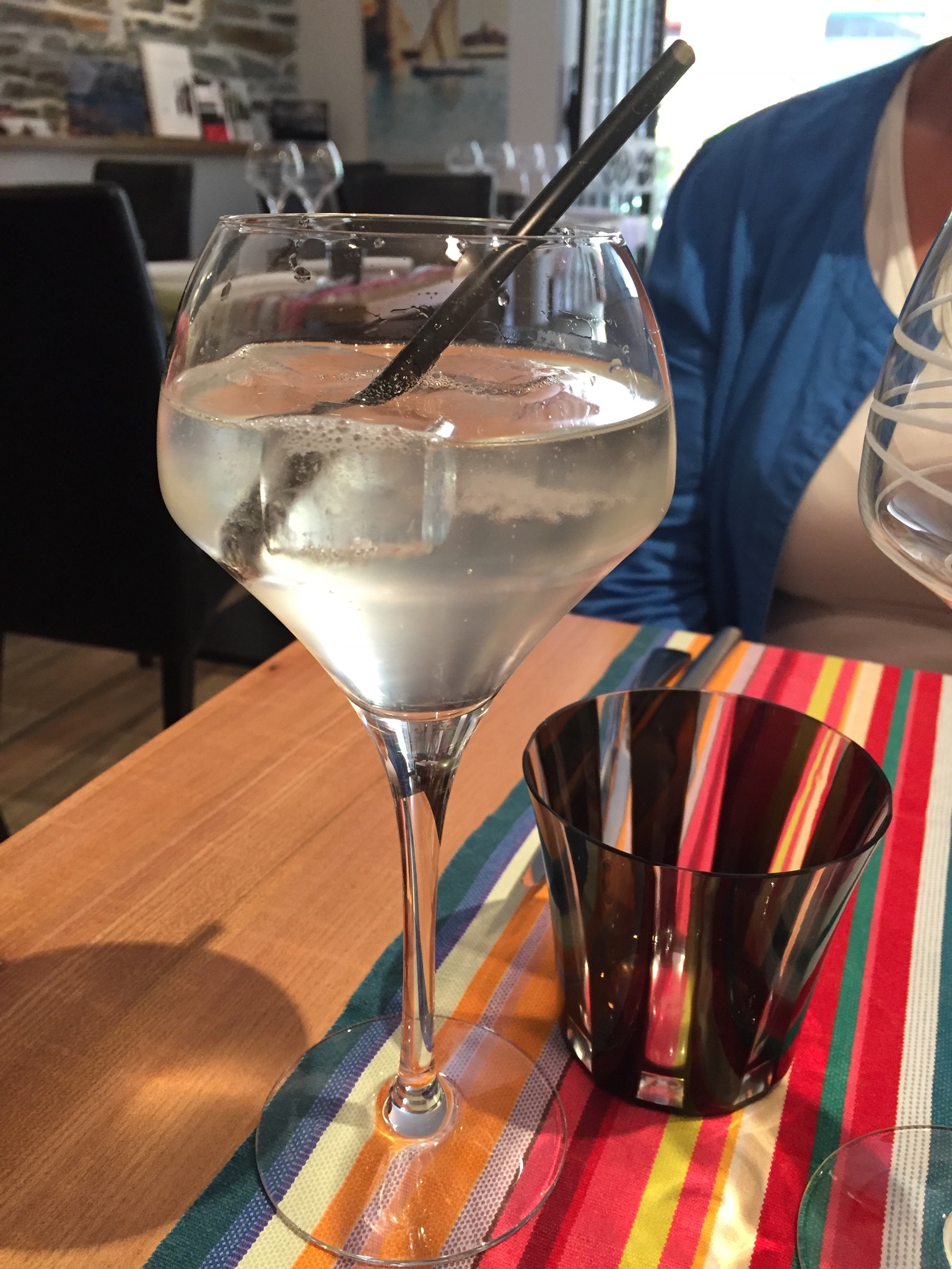 Cocktail saké pétillant liqueur de yuzu