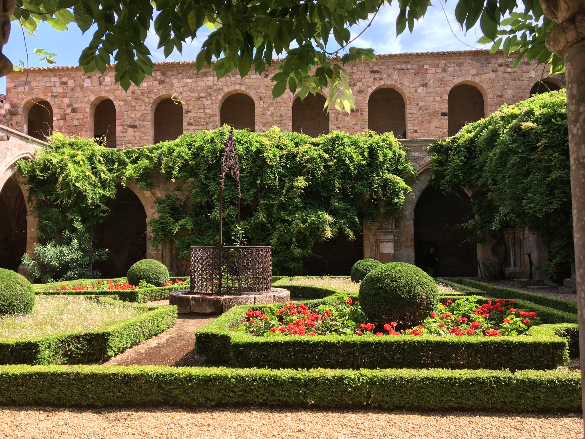 F56B2EAF-DBE9-4D08-B7E8-42B47C4BD2DE