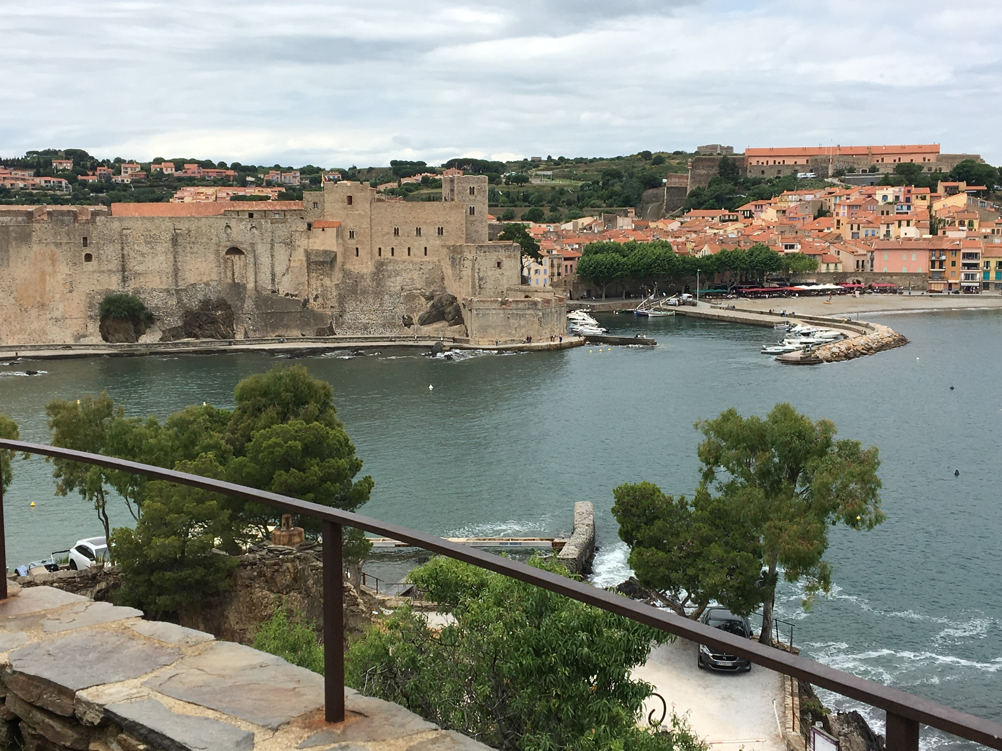 FDC2B6F4-28C5-4813-BFBD-CB313E301D64