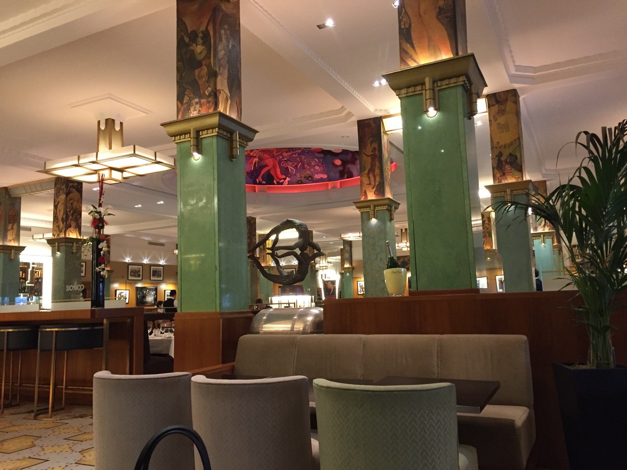 Paris, Brasserie Art-déco, La Coupole