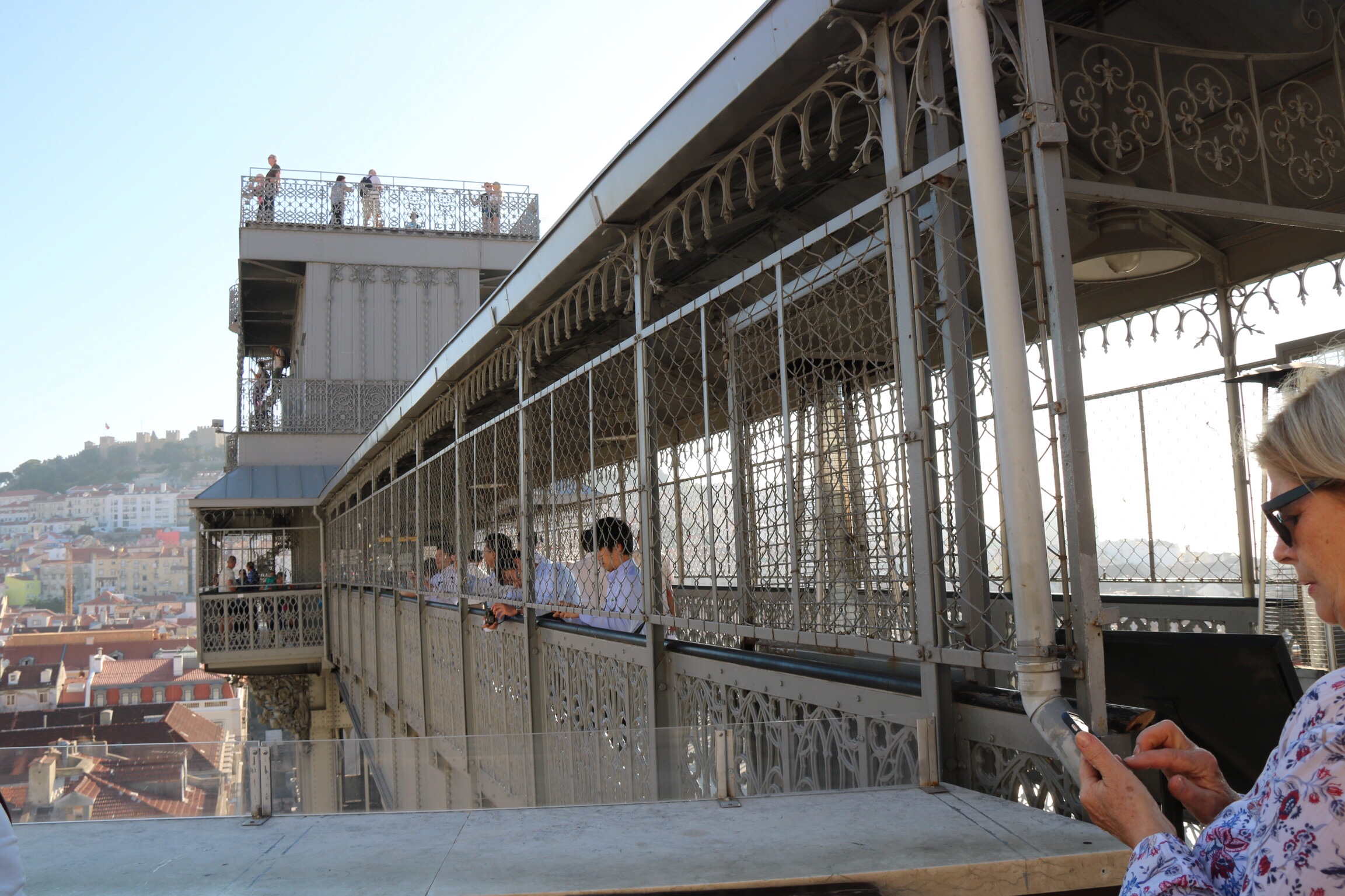 Passerelle de l'elevador de Santa Justa menant aux parties hautes de la ville