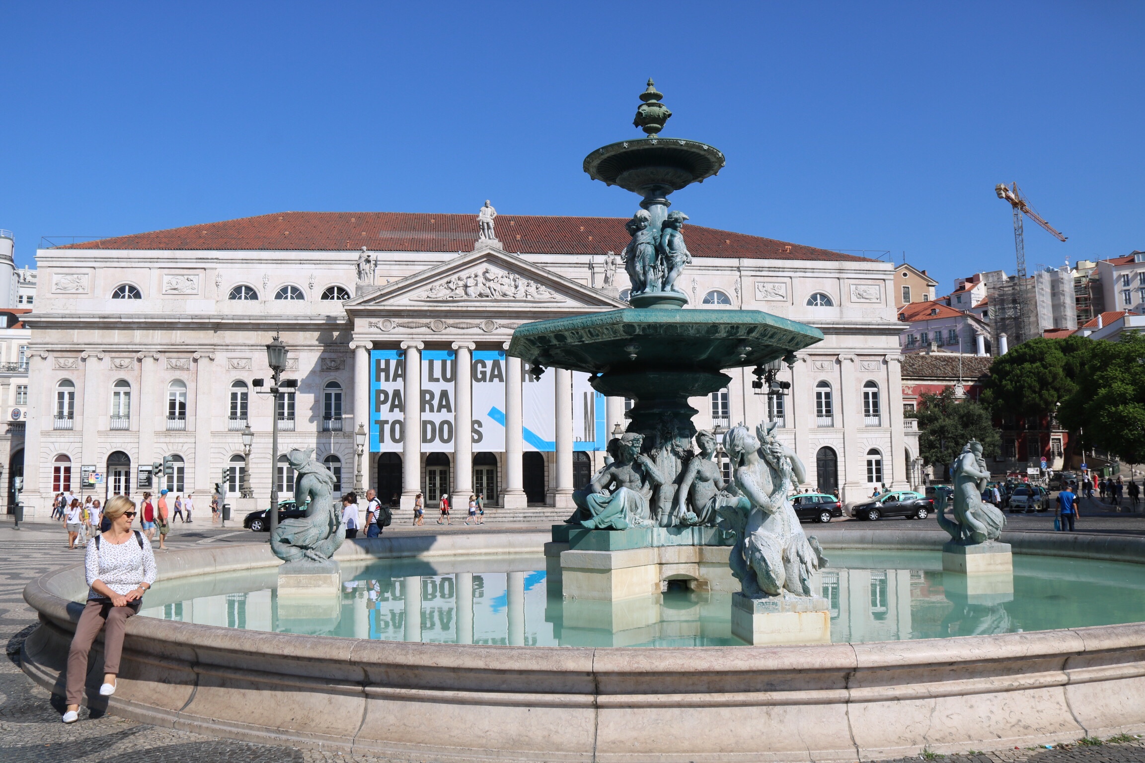 Fontaine, Praça Dom Pedro IV