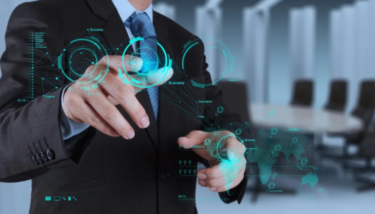 blog banner for introducing Falcon Suite and simplifying MuleSoft projects