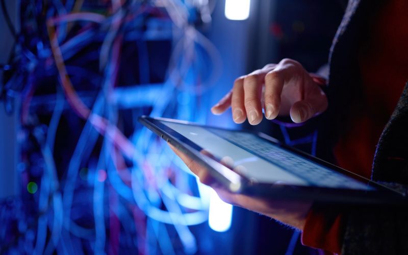 Desktop Managed Services Intercomp Pro - Full HD Colorful Pictures for Desktop