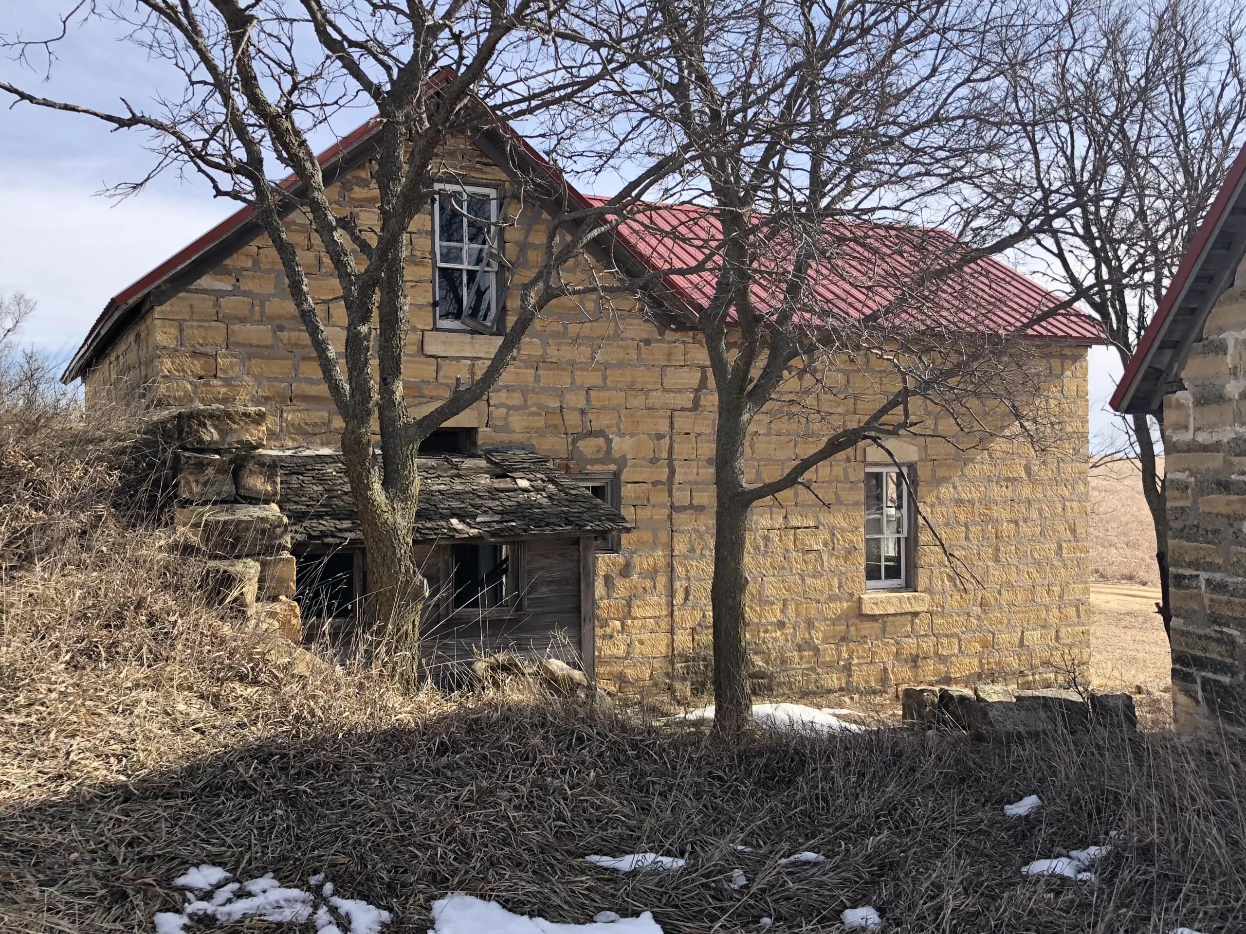 Farmhouse constructed from post rock