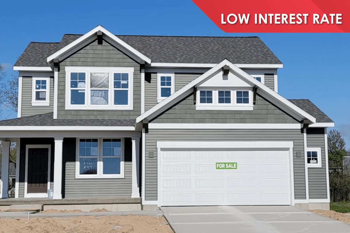 Front of 7920 Loralyn house