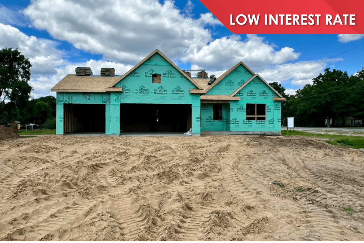 Front of 2193 Emerald Shore home
