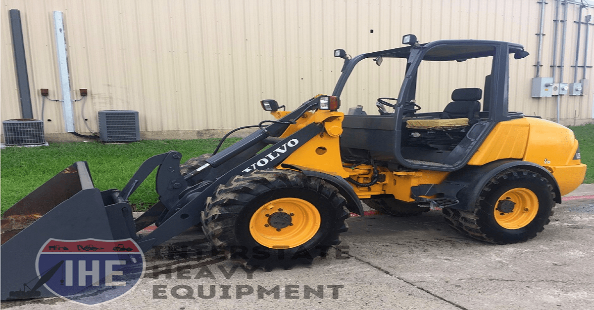 Heavy equipment and machinery for sale