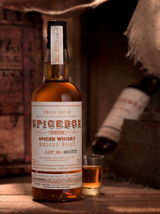 SPICEBOX SPICED WHISKY カナダ スパイスボックスウイスキー Spice Box Canadian Spiced Whisky Review