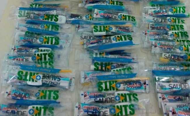 Projeto De Saúde Bucal Doa Kits De Higiene Para Alunos De Escola ...