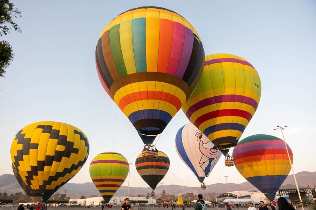 Sayula vive Fiesta del Globo y la fiebre del Mundial