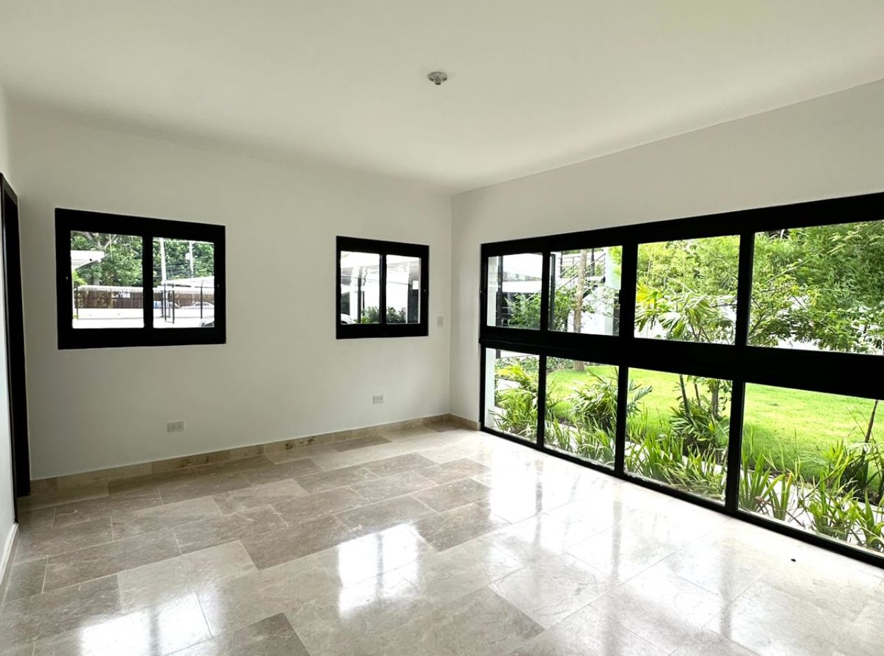 Espectacular Apartamento con Linea Blanca para Renta, La Trinitaria