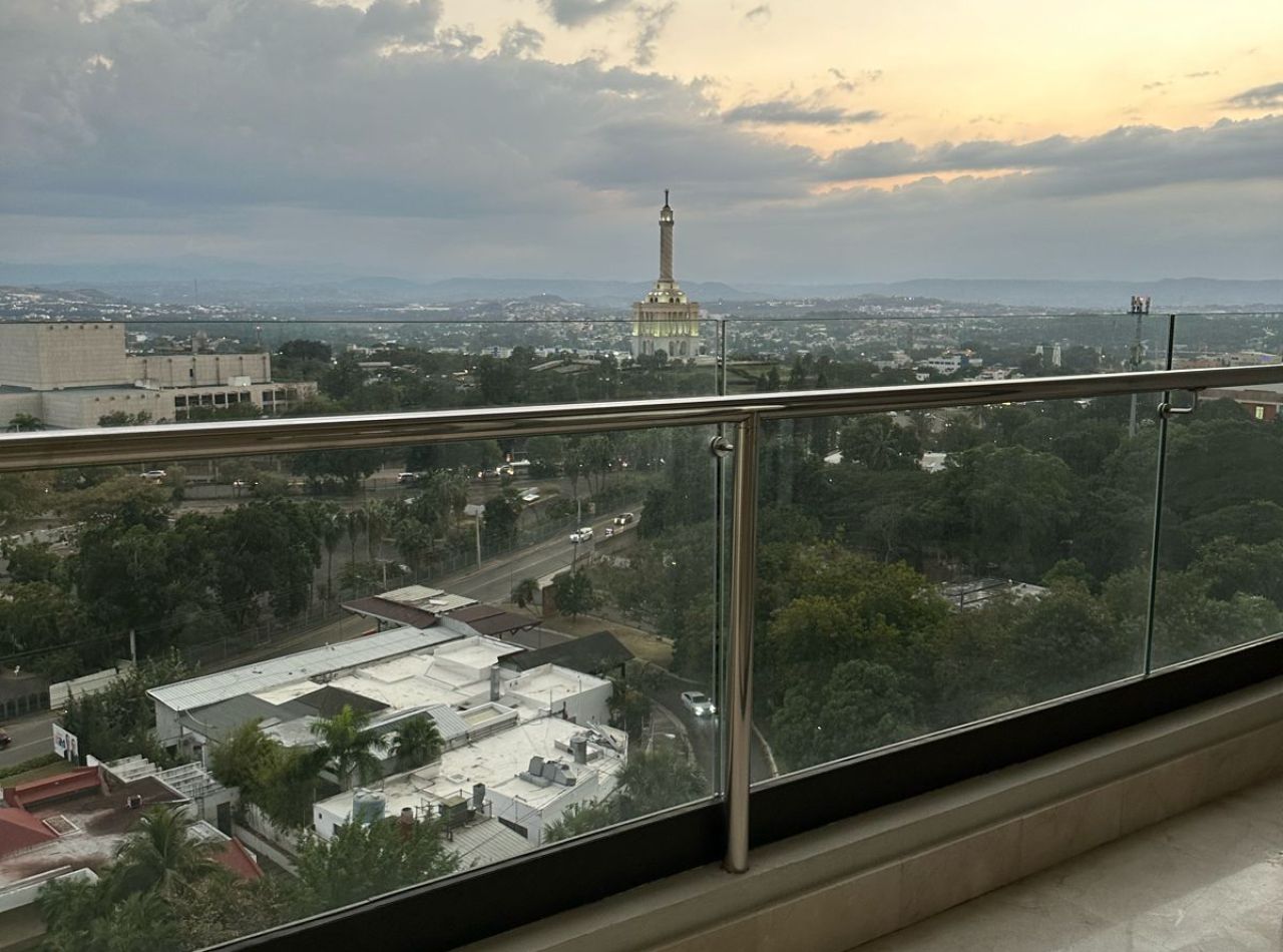 Apartamento Disponible para Alquiler en La Trinitaria