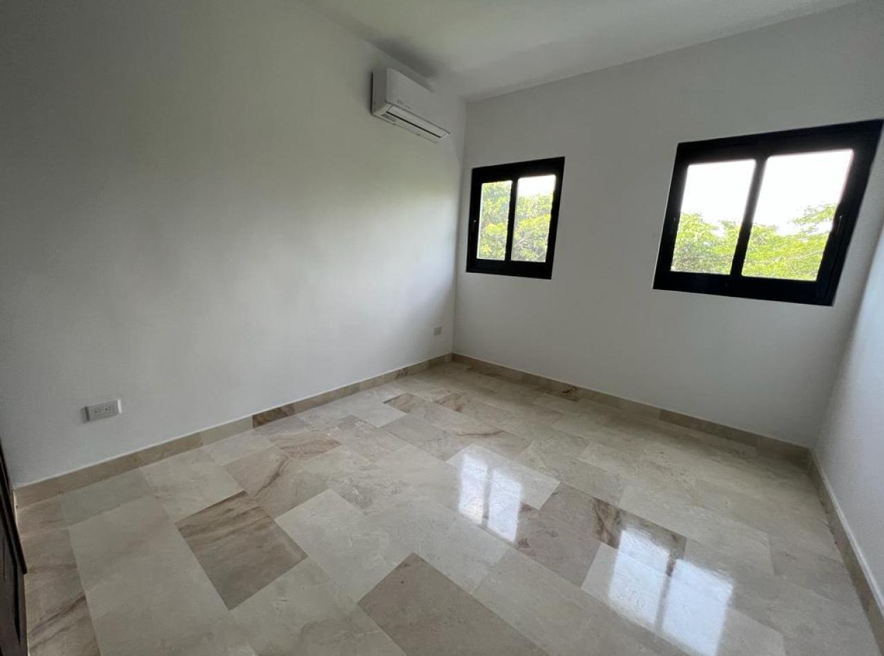 Apartamento 3er Nivel en Alquiler en Republica de Argentina
