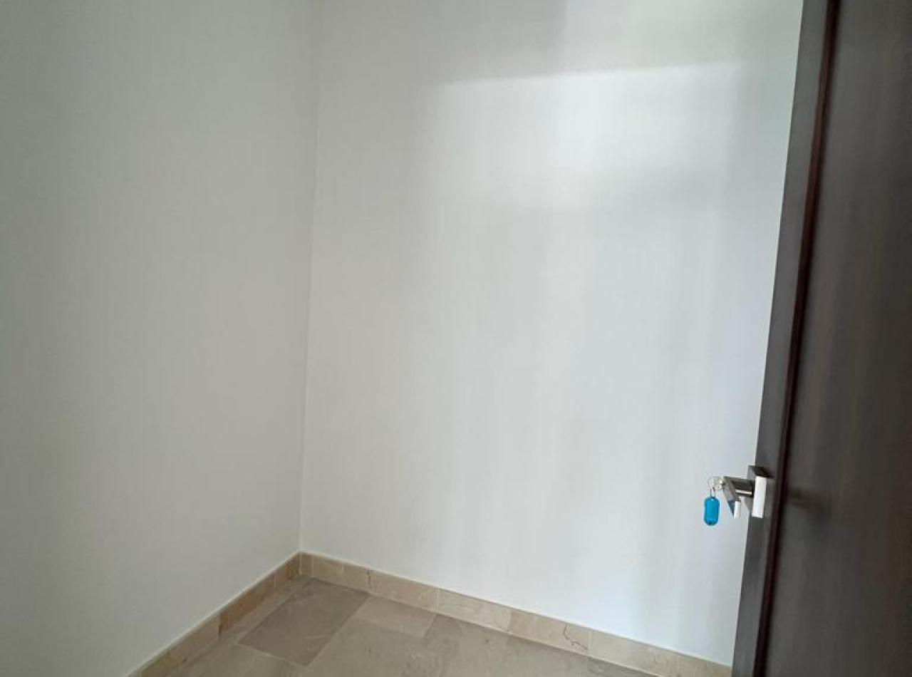 Apartamento 3er Nivel en Alquiler en Republica de Argentina