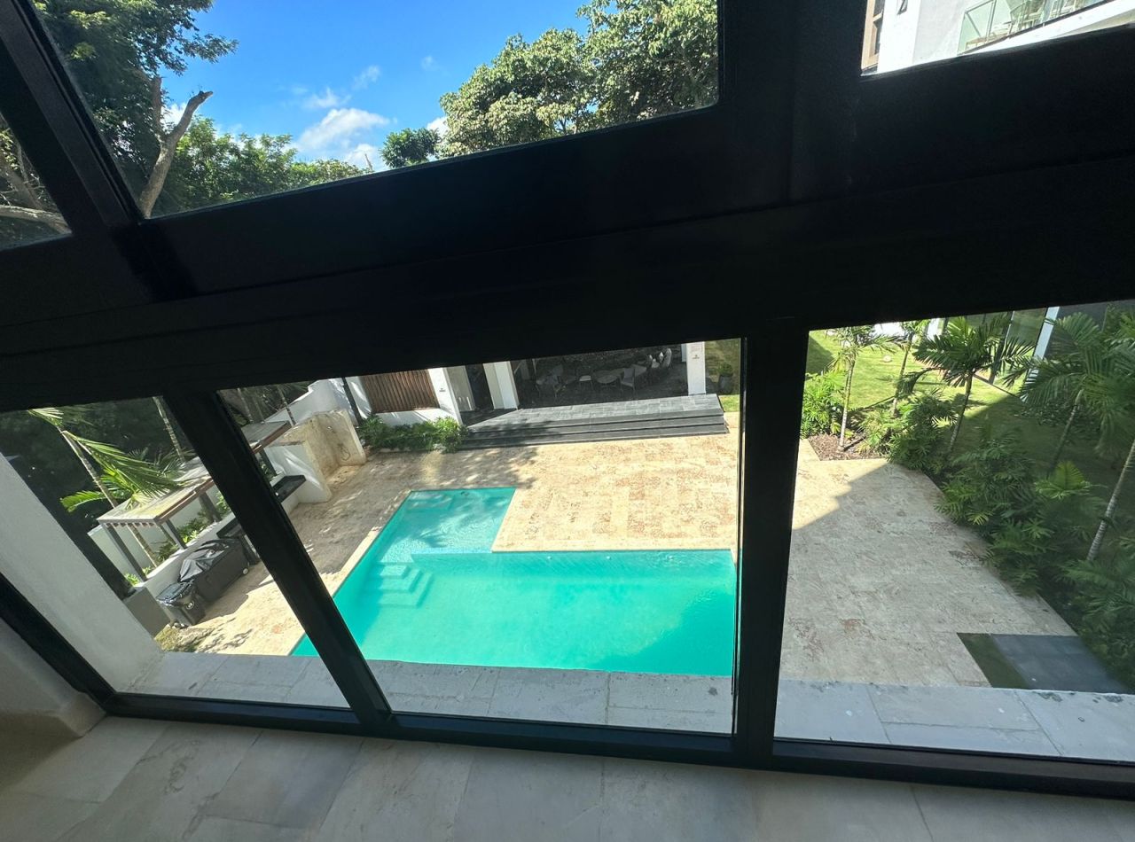 Apartamento 3er Nivel en Alquiler en Republica de Argentina