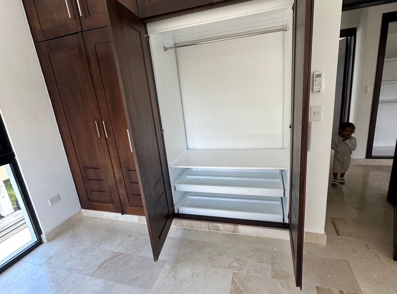 Apartamento 3er Nivel en Alquiler en Republica de Argentina