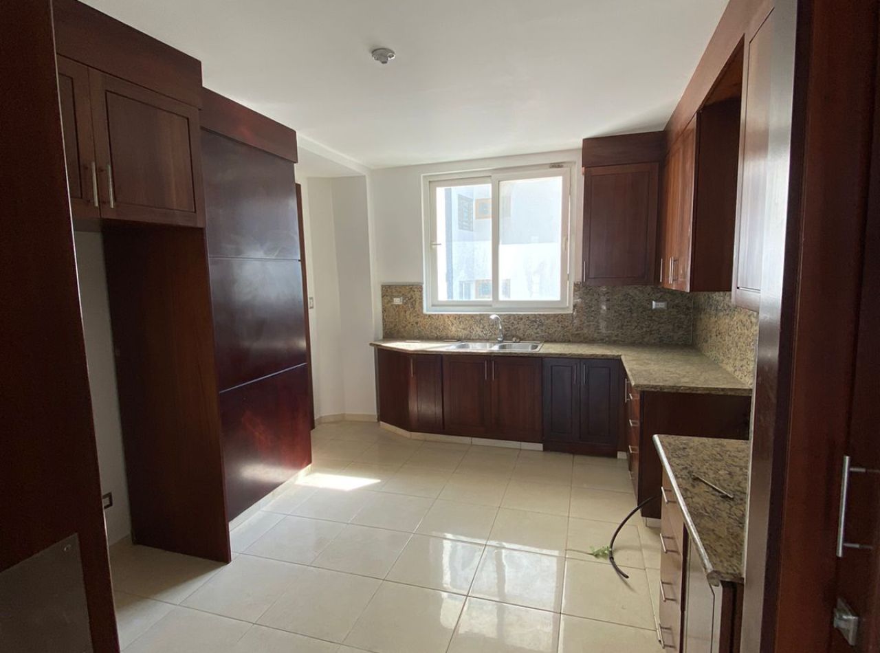 Lujoso Apartamento de Renta en La Trinitaria