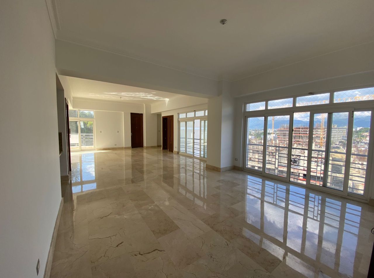 Lujoso Apartamento de Renta en La Trinitaria