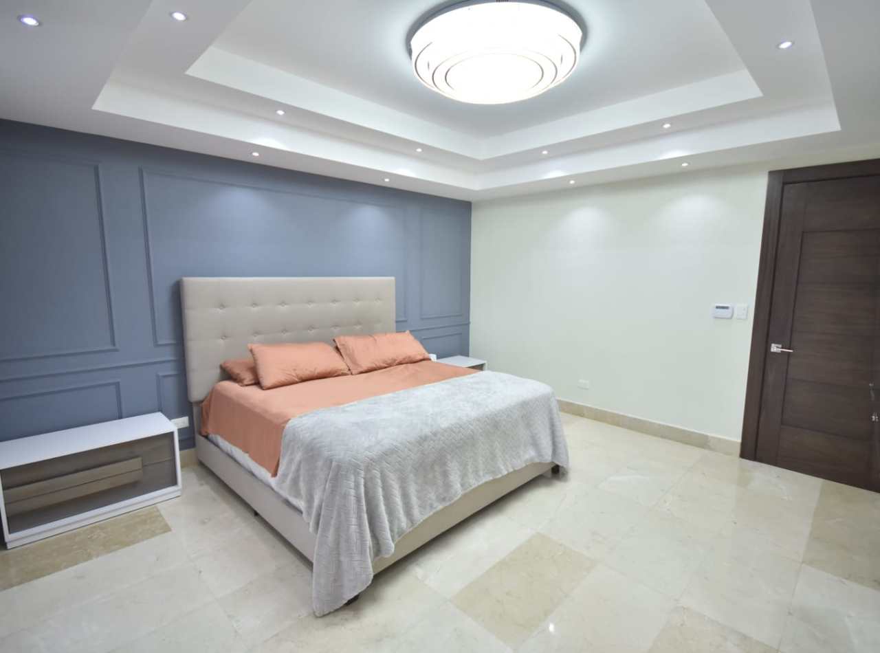 Hermoso y Exclusivo Penthouse en Alquiler, La Trinitaria