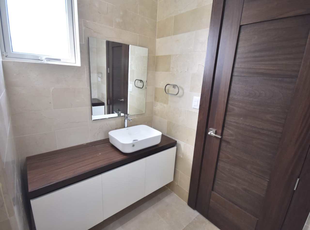 Hermoso y Exclusivo Penthouse en Alquiler, La Trinitaria